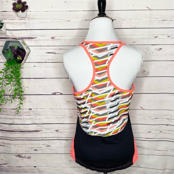Fabletics Neon Racerback Workout Tank Top Size 6 Small - Picture 5 of 8